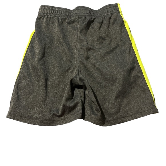 Under Armour shorts - Picture 4 of 4
